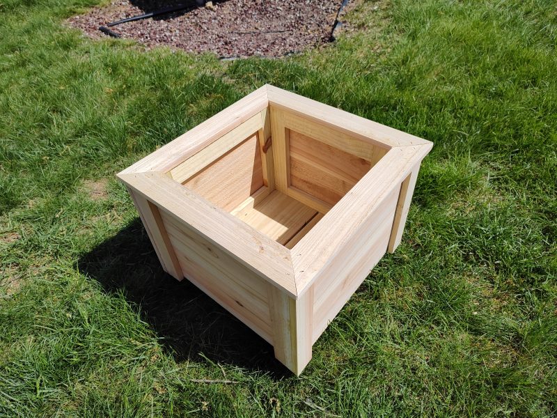 15 inch cedar planter.